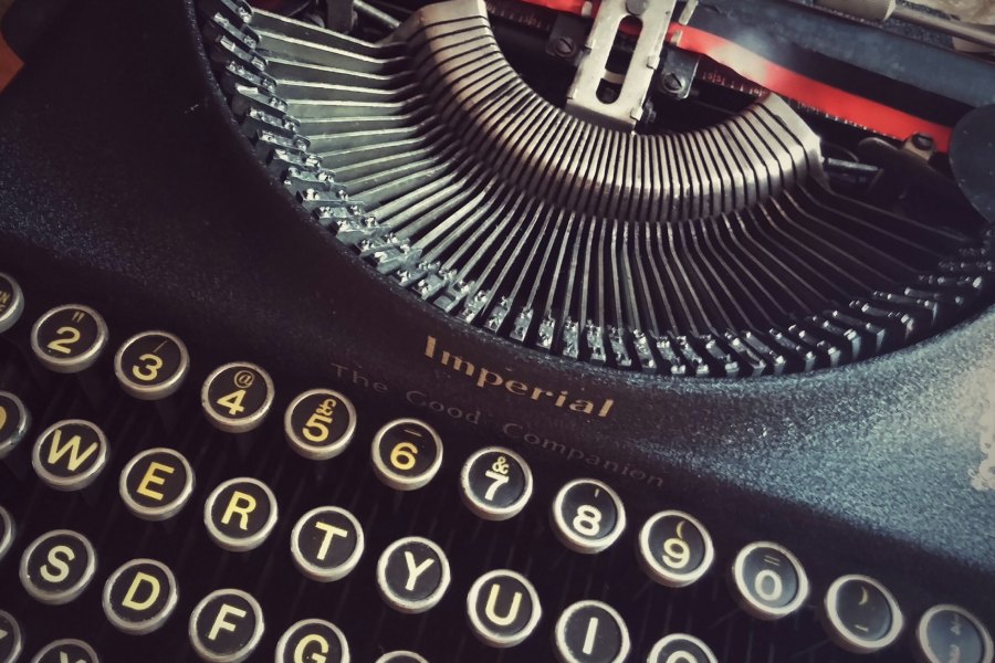 Self Publishing: macchina da scrivere